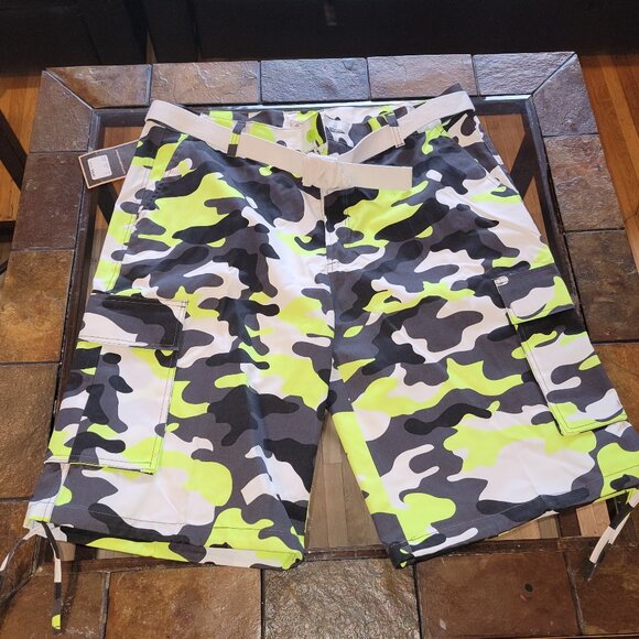 Access Apparel Camo Cargo Shorts with Belt, Waist 44, NWT - Picture 3 of 8